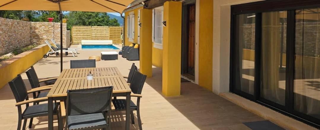 Magnifique Villa Avec Piscine, Sauna Et Hammam La Crau Ngoại thất bức ảnh